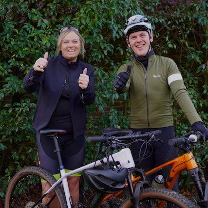 Foto Heidy en Mark met mountainbike